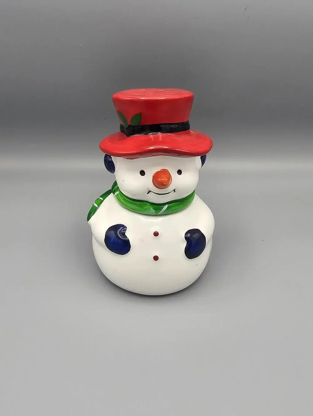 Ceramic Snowman Salt and Pepper Shaker Set